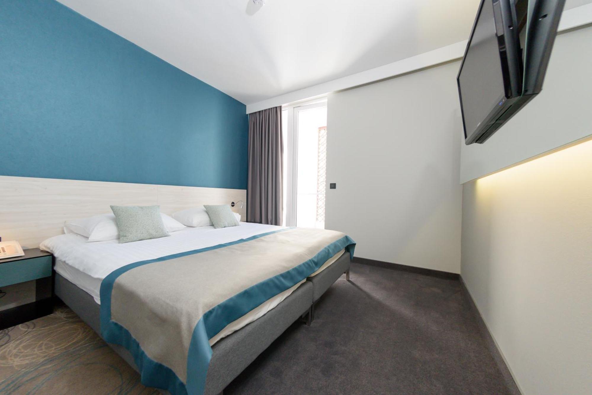 Hotel Kolovare Задар Екстериор снимка